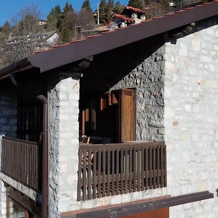 Appartement Casa Emy à Adrara San Rocco Extérieur photo